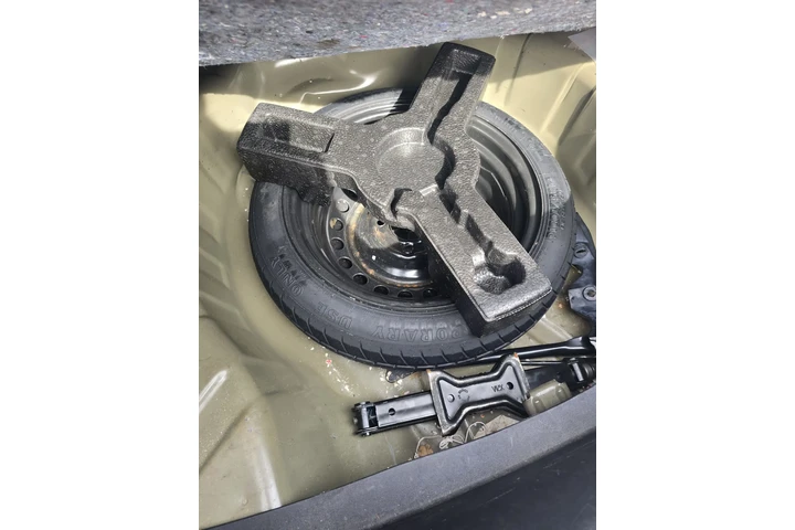 $3700 : NISSAN SENTRA 2011 image 4