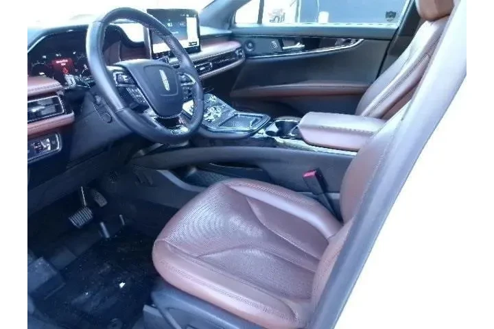 $34629 : Lincoln Nautilus 2021 AWD Re image 8