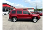 2017 Patriot Sport FWD en Lexington