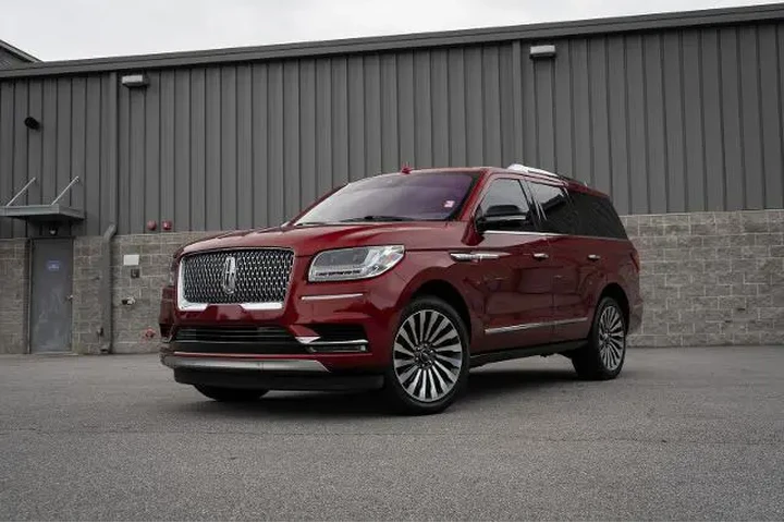 $31987 : Lincoln Navigator 2019 4x4 R image 1