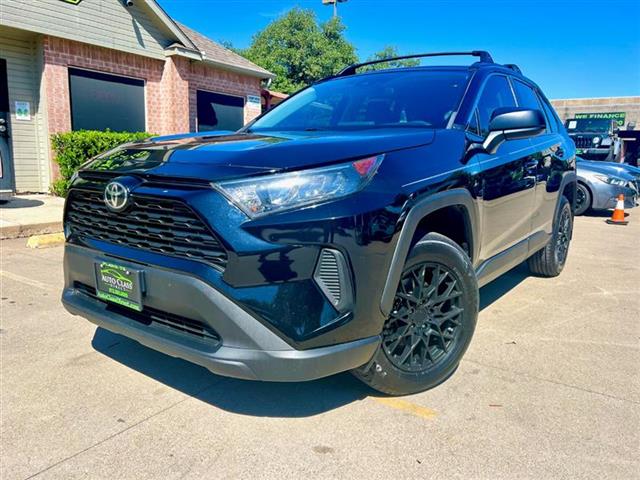 $20950 : 2020 TOYOTA RAV4 LE image 3