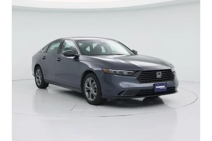$25998 : Honda Accord 2023 EX 4dr Sed image 1