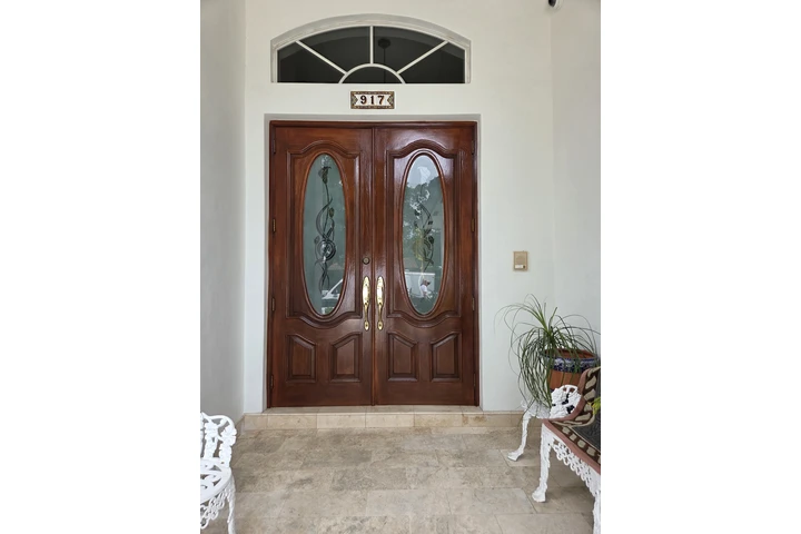 Pintura de puertas image 2