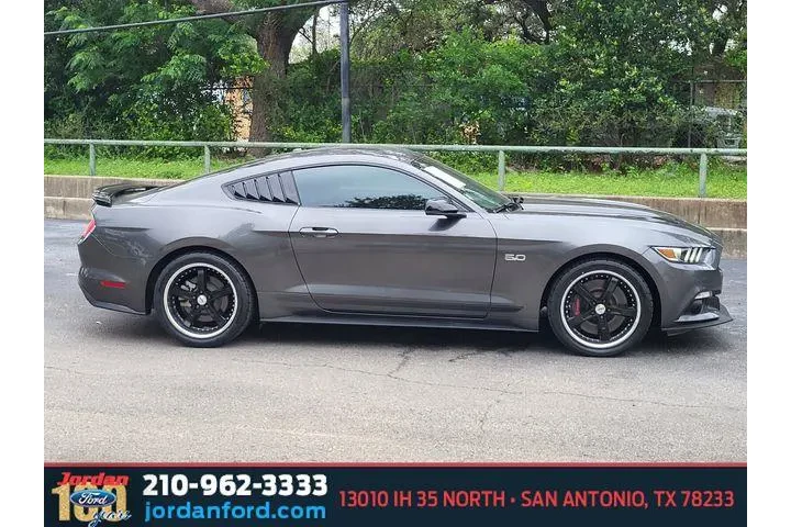 $27738 : Ford Mustang 2017 GT 2dr Fas image 6