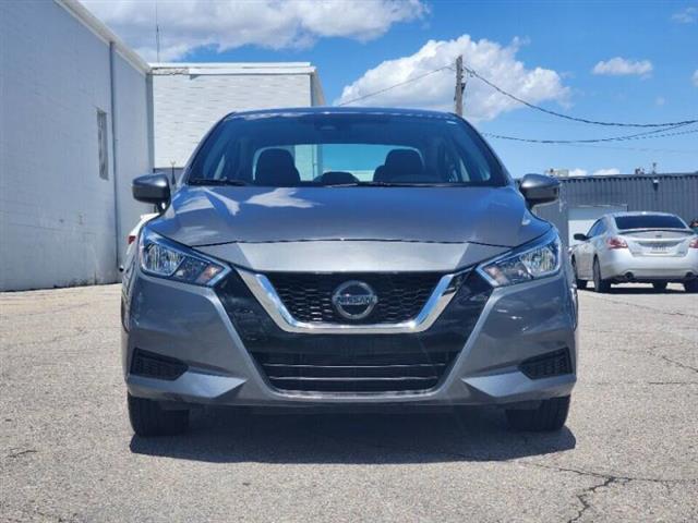 $13990 : 2021 Versa SV image 3