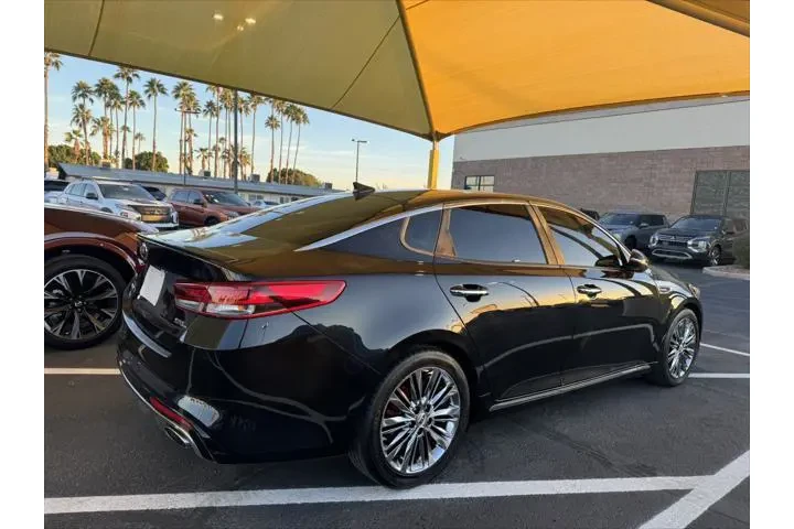 $15999 : Kia Optima 2016 SXL Turbo 4d image 5