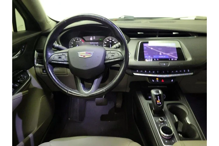 $17998 : Cadillac XT4 2019 Luxury 4dr image 10