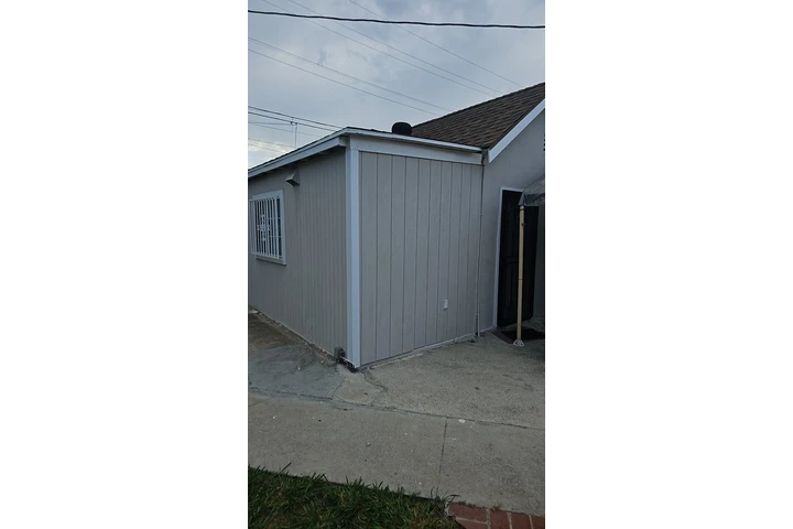 $1 : STUDIO FOR RENT image 3