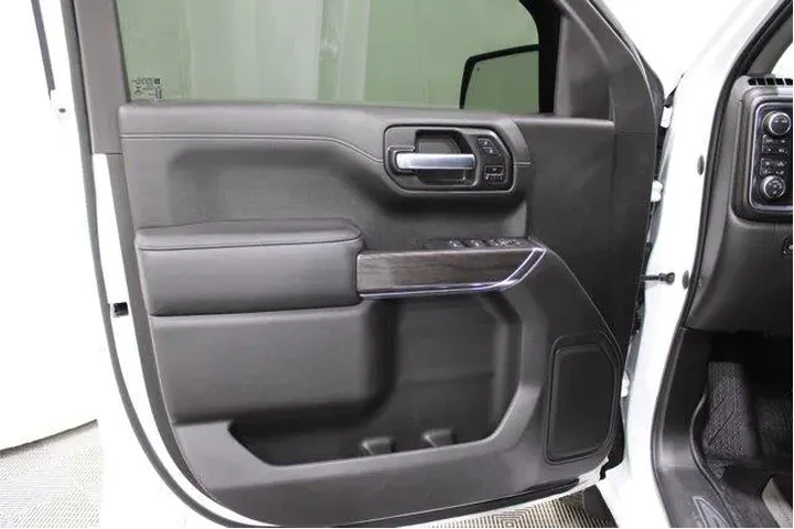 $37910 : Chevrolet Silverado 1500 202 image 6