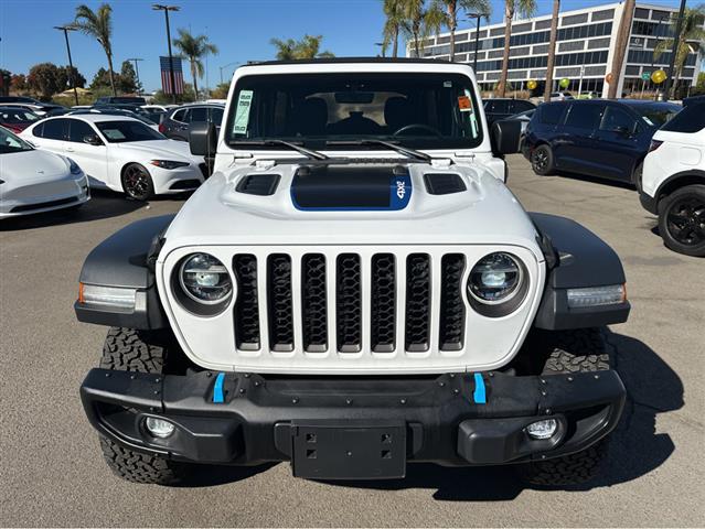 $31477 : 2021 Wrangler 4xe Unlimited R image 3