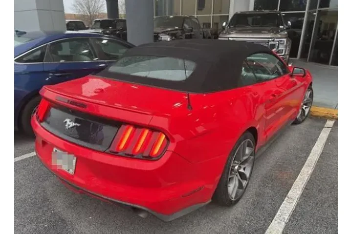 $17932 : Ford Mustang 2017 EcoBoost P image 4
