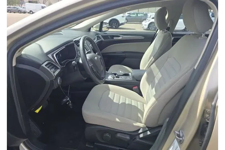 $19900 : Ford Fusion Hybrid 2018 S 4d image 7