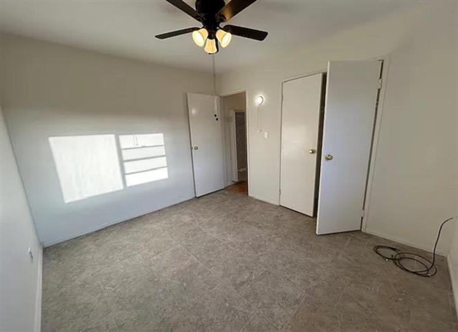 $2800 : Charming Casa.... image 2