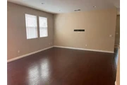 $2500 : 4BD Ready For Move In Asap!!! thumbnail