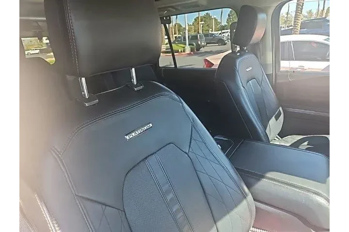 $35454 : Ford Expedition 2020 4x4 Pla image 3