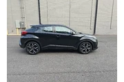 $23790 : Toyota C-HR 2022 XLE 4dr Cro thumbnail