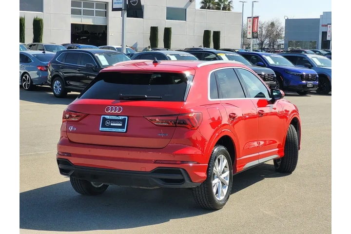 $28360 : Audi Q3 2025 AWD quattro S l image 5