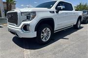 $50995 : Pre-Owned 2021 Sierra 1500 Cr thumbnail