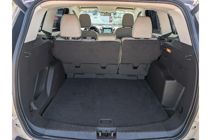 $13069 : Ford Escape 2018 SEL 4dr SUV image 8