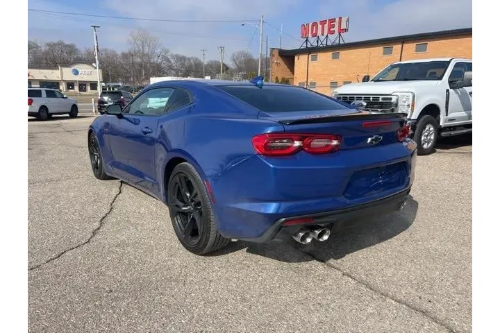 $30636 : Chevrolet Camaro 2020 SS 2dr image 6