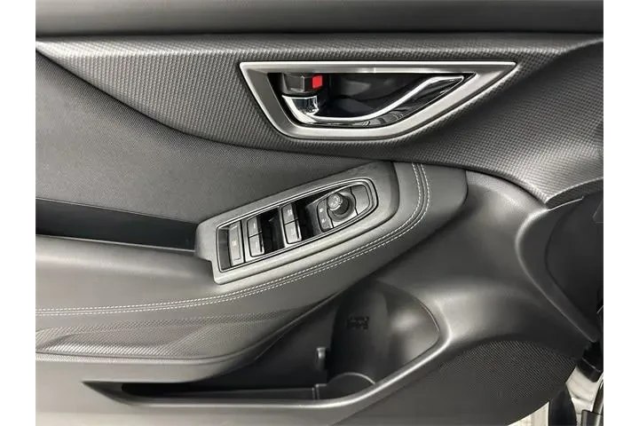 $25900 : Subaru Forester 2021 AWD Pre image 5