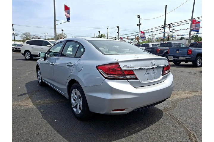 $12800 : 2015 Civic LX Sedan 5-Speed MT image 4