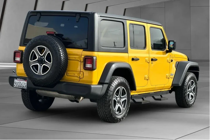 $25800 : Jeep Wrangler Unlimited 2020 image 4