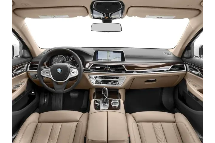 $22945 : BMW 7 Series 2017 740i 4dr S image 8