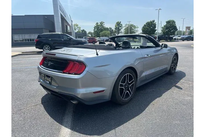 $23141 : Ford Mustang 2022 EcoBoost P image 9