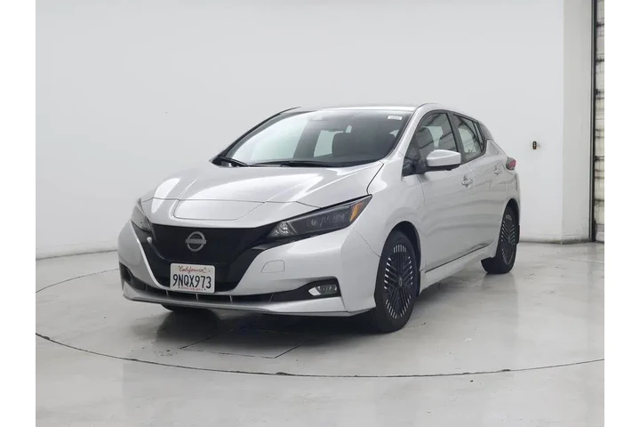 $19998 : Nissan LEAF 2024 SV PLUS 4dr image 4