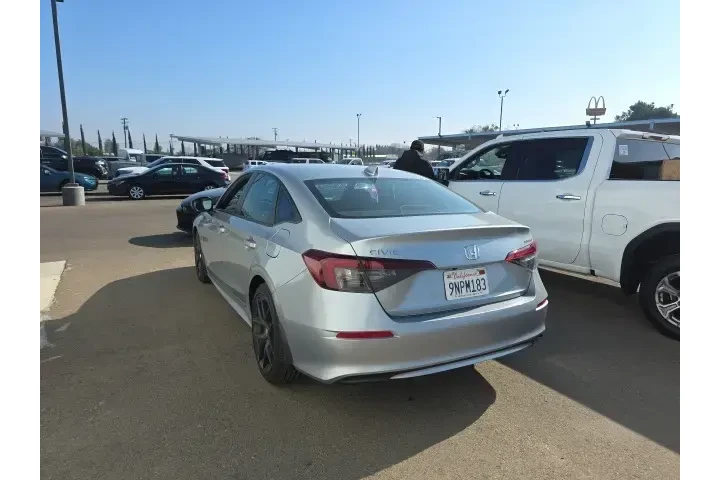 $25900 : Honda Civic 2025 Sport 4dr S image 4