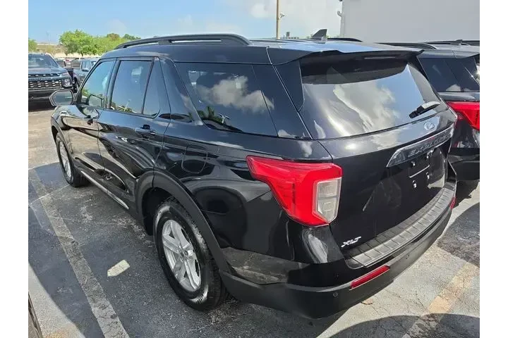 $21990 : Ford Explorer 2022 XLT 4dr S image 4