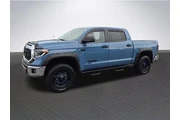 $39998 : Toyota Tundra 2019 4x4 SR5 4 thumbnail