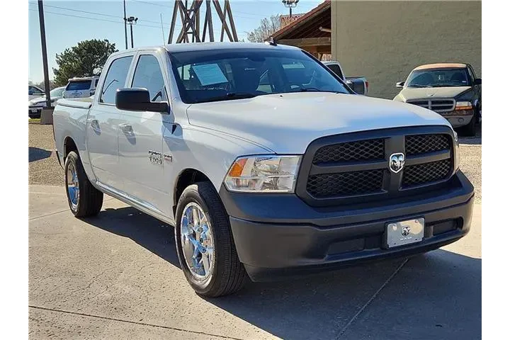 $32950 : Ram 1500 Classic 2023 4x2 Tr image 5