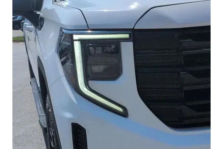 $40000 : GMC Sierra 1500 2023 4x4 Ele image 9