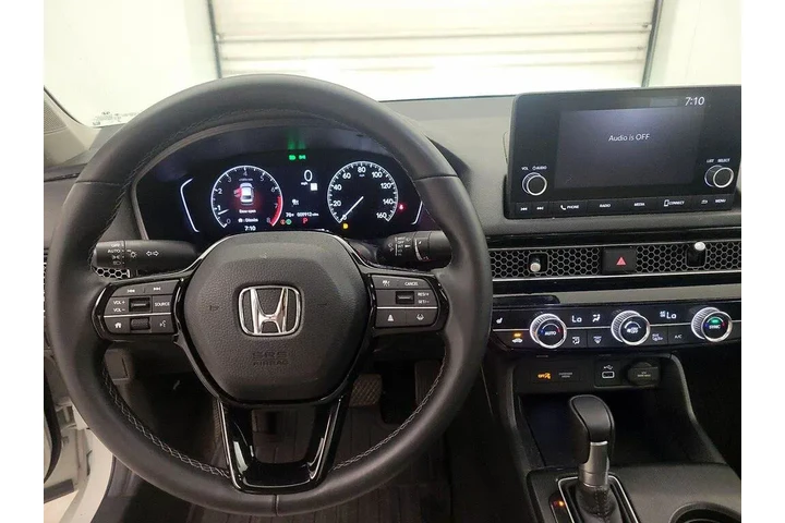 $26998 : Honda Civic 2024 EX 4dr Seda image 10
