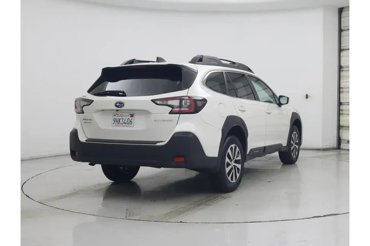 $26998 : Subaru Outback 2024 AWD Prem image 8