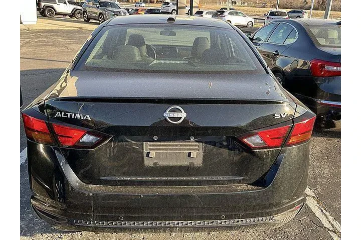$19888 : Nissan Altima 2024 2.5 SV 4d image 5