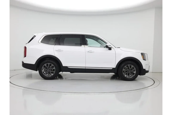 $32998 : Kia Telluride 2025 LX 4dr SU image 7