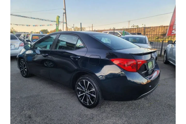$17999 : 2019 Corolla SE image 9