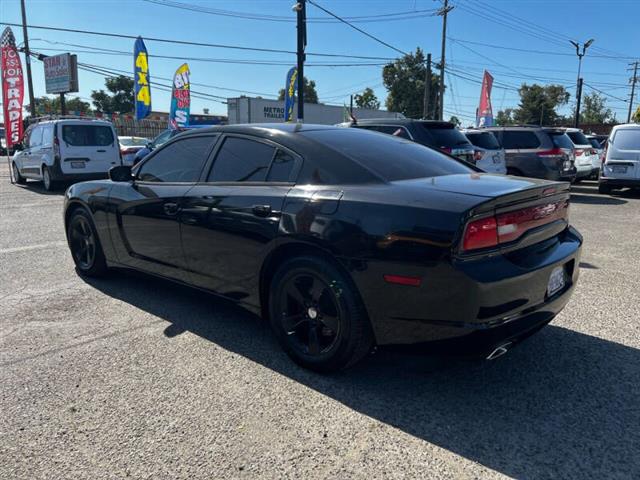 $10999 : 2012 Charger SE image 10