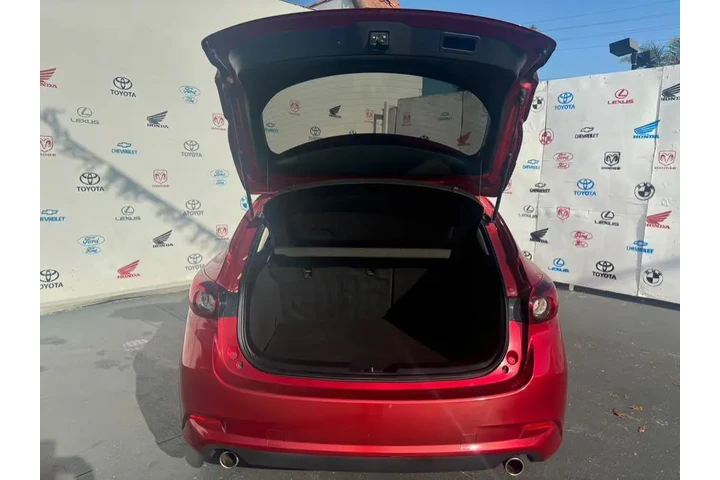 $14495 : 2018 3 5-Door Touring Auto image 5