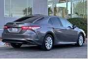 $17000 : Toyota Camry 2019 SE 4dr Sed thumbnail