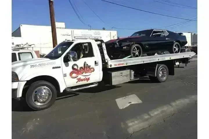 SERVICIO DE GRÚA 24/7 image 7