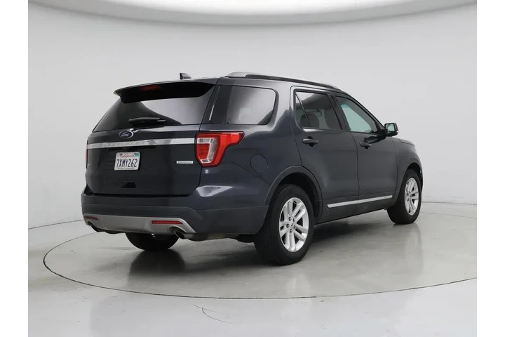 $17998 : Ford Explorer 2017 XLT 4dr S image 8
