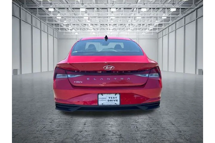 $18887 : Hyundai ELANTRA 2023 SEL 4dr image 6