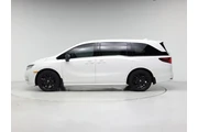 $39998 : Honda Odyssey 2024 Sport 4dr thumbnail