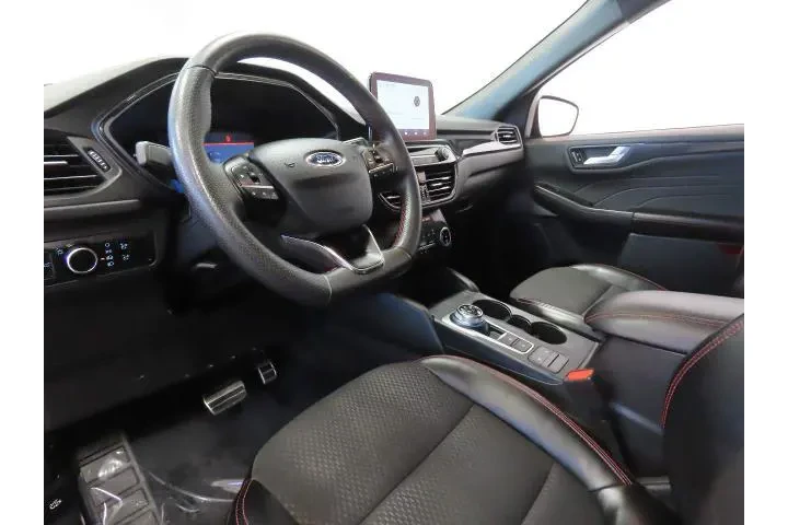 $22195 : Ford Escape 2024 ST-Line 4dr image 3