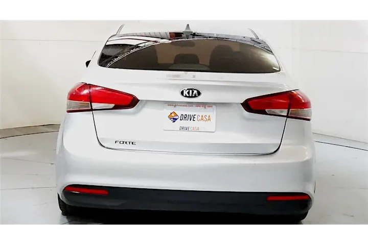 2015 Escape SE 4WD image 6