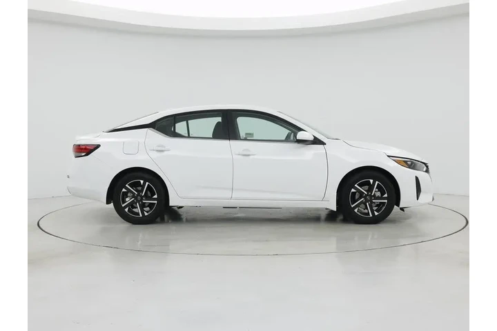 $21998 : Nissan Sentra 2025 SV 4dr Se image 7